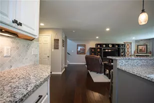 2000 St Andrews Ct, Penn Twp, PA 15644 - Photo 10