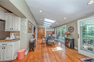 310 Wildberry Rd, Pittsburgh, PA 15238 - Photo 12