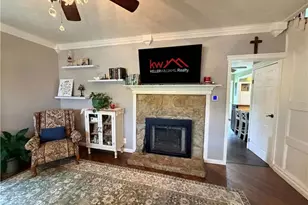 210 Piersol Ave, Bentleyville, PA 15314 - Photo 6
