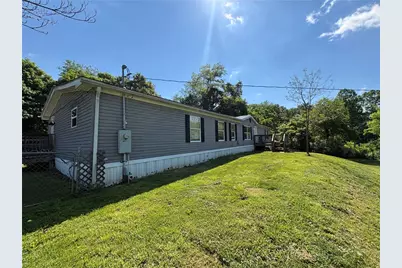 1476 S Eighty Eight Rd, Greensboro, PA 15338 - Photo 2
