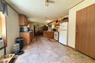 1476 S Eighty Eight Rd, Greensboro, PA 15338 - Photo 8