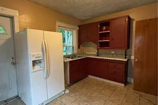 337-339 Shenango Blvd, Farrell, PA 16121 - Photo 6