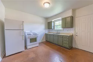 244 Center St, Springdale Boro, PA 15144 - Photo 4