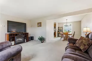19 Seneca Dr, Hempfield Township, PA 15601 - Photo 14