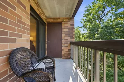 1500 Cochran Road #901, Scott Township, PA 15243 - Photo 20