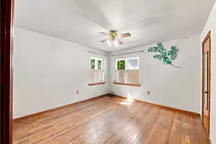 644 Freeport, Jefferson Township, PA 16002 - Photo 32