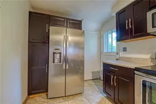 5208 White Oak Dr, Pittsburgh, PA 15147 - Photo 6