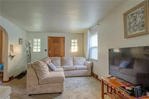 5208 White Oak Dr, Pittsburgh, PA 15147 - Photo 2