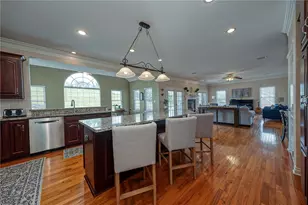 9911 Le Grand Dr, Pittsburgh, PA 15090 - Photo 14