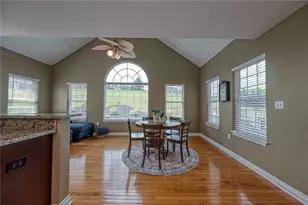 9911 Le Grand Dr, Pittsburgh, PA 15090 - Photo 12