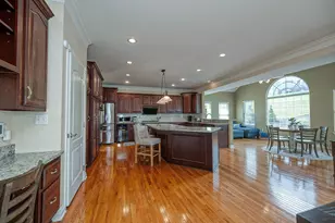 9911 Le Grand Dr, Pittsburgh, PA 15090 - Photo 10