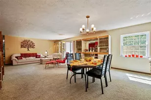 2850 Edgecliff Rd, Lower Burrell, PA 15068 - Photo 10