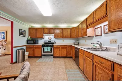 2850 Edgecliff Rd Unit #7, Lower Burrell, PA 15068 - Photo 14