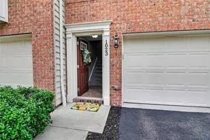 1023 Grey Fox Cir, Collier Township, PA 15017 - Photo 4