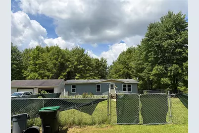 1370 Hoffman Ln, Hermitage, PA 16148 - Photo 1