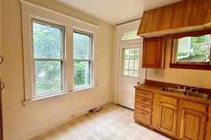 450 E Pearl St, Butler, PA 16001 - Photo 14