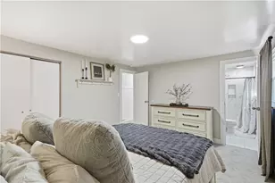 645 Carnival Dr, Pittsburgh, PA 15239 - Photo 20