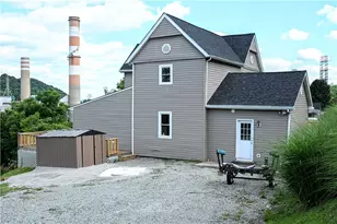 42 Kennedy Rd, New Eagle, PA 15067 - Photo 2