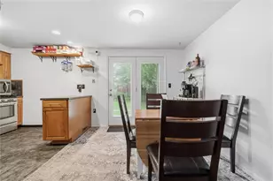 408 Hazelnut Dr, Monroeville, PA 15146 - Photo 10