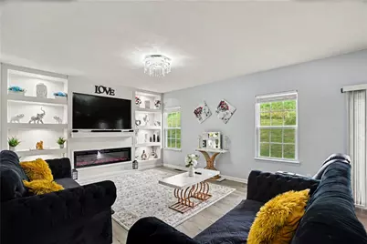 370 Greene Dr, Jefferson Hills, PA 15025 - Photo 2