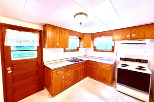 328 Keslar School Rd, Saltlick Township, PA 15610 - Photo 6