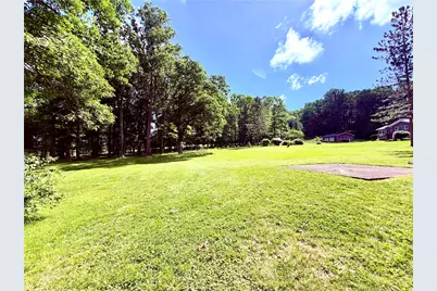 328 Keslar School Rd, Saltlick Township, PA 15610 - Photo 20