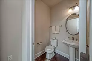 110 3rd St, Oakmont, PA 15139 - Photo 4