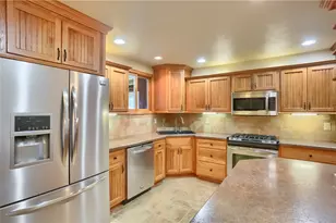 1505 Drespling Ln, Hickory Township, PA 16101 - Photo 8