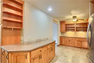 1505 Drespling Ln, Hickory Township, PA 16101 - Photo 12