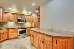 1505 Drespling Ln, Hickory Township, PA 16101 - Photo 10