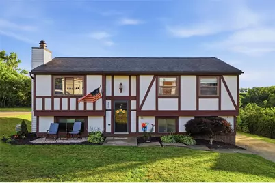 409 Scottsdale Dr, Moon/Crescent Twp, PA 15108 - Photo 1