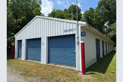 941 Clyde St, Wampum, PA 16157 - Photo 2
