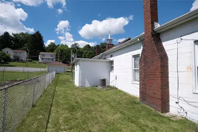 123 Smith St, Canonsburg, PA 15317 - Photo 2