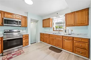 90 Rexford Dr, Hermitage, PA 16148 - Photo 10