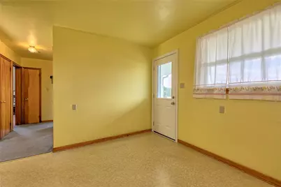 1921 Sloan Ave, Latrobe, PA 15650 - Photo 14
