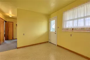 1921 Sloan Ave, Latrobe, PA 15650 - Photo 14