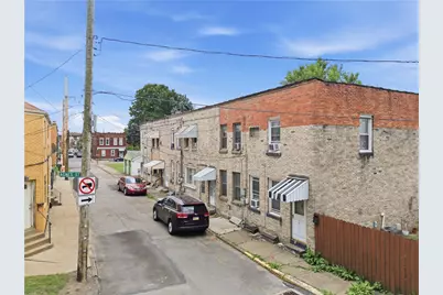 409 Gardner St, McKees Rocks, PA 15136 - Photo 1