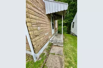 141 Carroll St, Aliquippa, PA 15001 - Photo 2