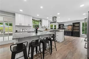 4019 Mayflower Ct, Murrysville, PA 15668 - Photo 8