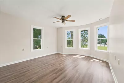 801 Vine, Liberty Boro, PA 15133 - Photo 6