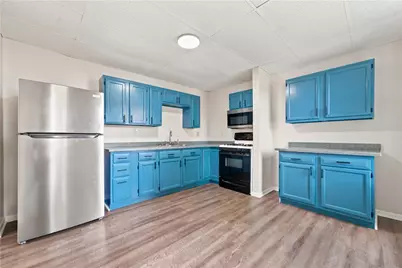 801 Vine, Liberty Boro, PA 15133 - Photo 18