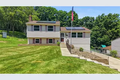 728 Skyview Dr, Cranberry Township, PA 16066 - Photo 1