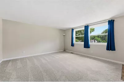 728 Skyview Dr, Cranberry Township, PA 16066 - Photo 6