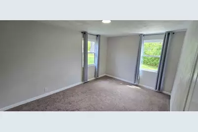125 Wilma Dr, Washington Township, PA 15613 - Photo 32