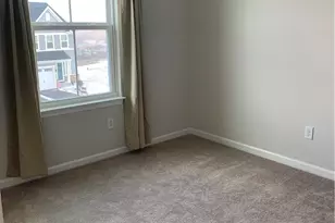 2027 Cade Dr, Center Township, PA 15061 - Photo 14