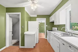 89 Markham Dr, Pittsburgh, PA 15228 - Photo 14