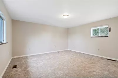 8966 Knoll Street, Pittsburgh, PA 15101 - Photo 10