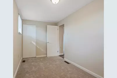 8966 Knoll Street, Pittsburgh, PA 15101 - Photo 12