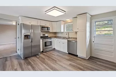 8966 Knoll Street, Pittsburgh, PA 15101 - Photo 2