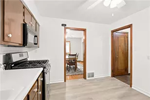 412 Phillips Ave, Stowe Township, PA 15136 - Photo 12